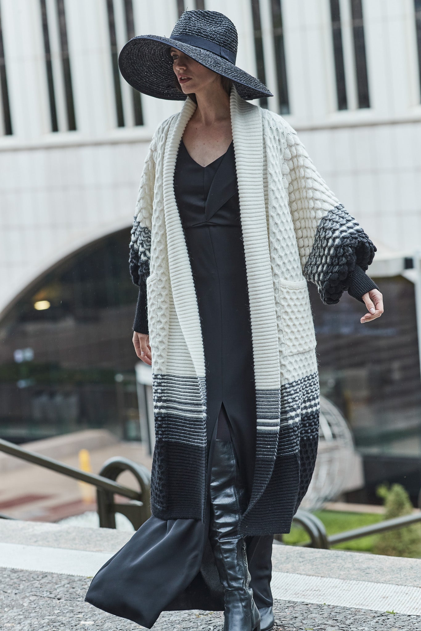 CARDIGAN LARGA ALPACA DAUPHINE BLANCO - THE EXTREME COLLECTION