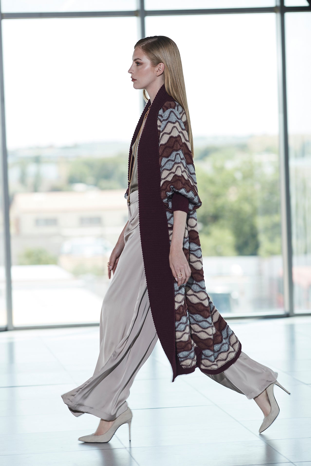 CARDIGAN LARGO CON ONDAS VINO HENRIETTE - THE EXTREME COLLECTION