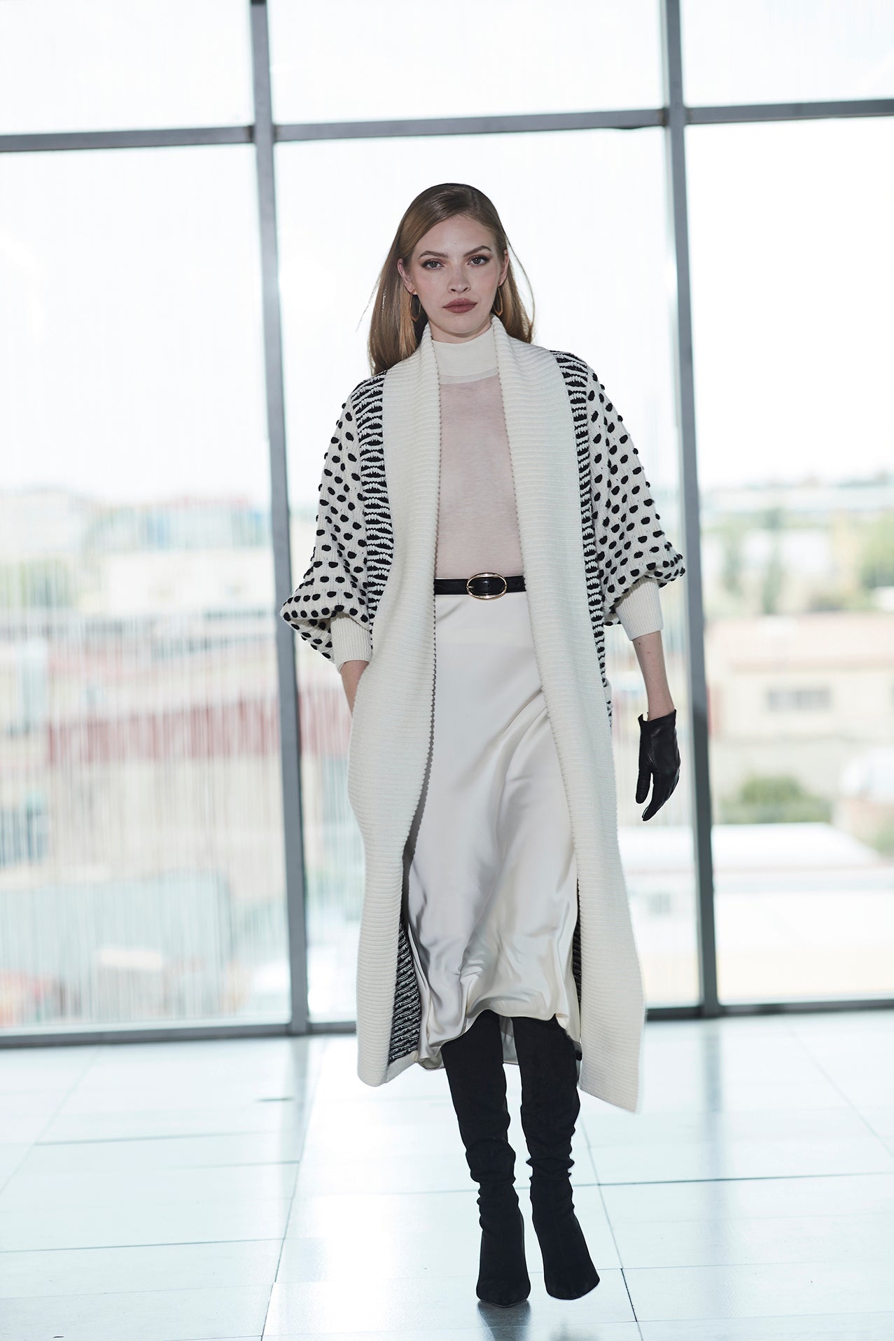 CARDIGAN LARGO MARFIL CELILE - THE EXTREME COLLECTION