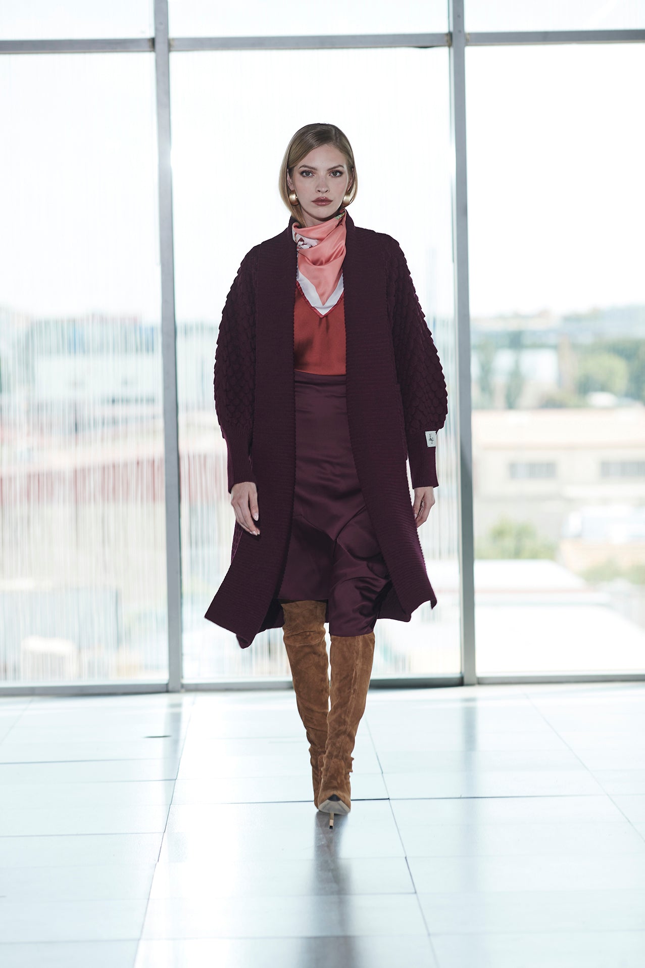CARDIGAN LARGO VINO GENEVIEVE - THE EXTREME COLLECTION