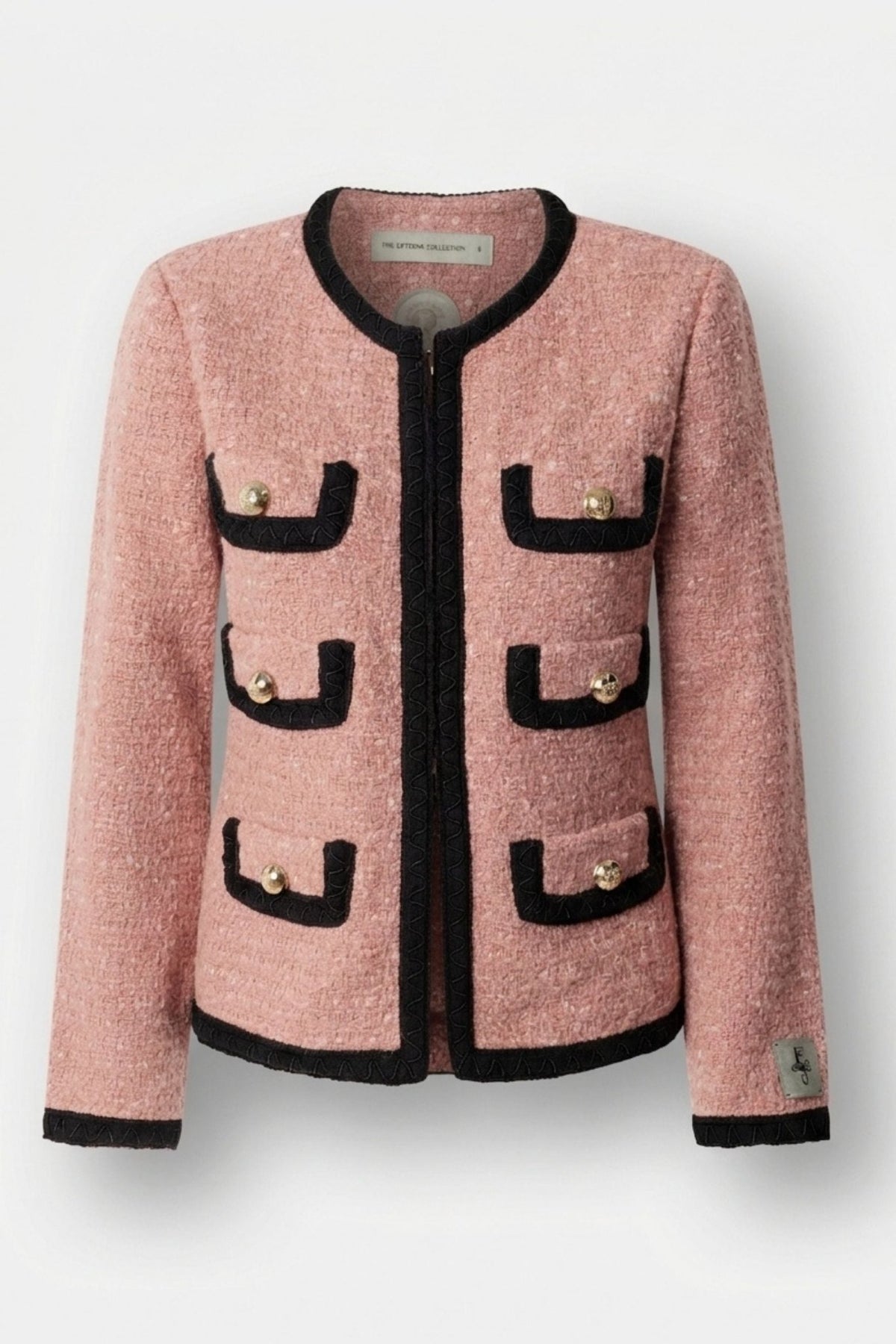 Chaqueta corta de punto rosa para mujer Preston, con ribetes negros en contraste y botones dorados.