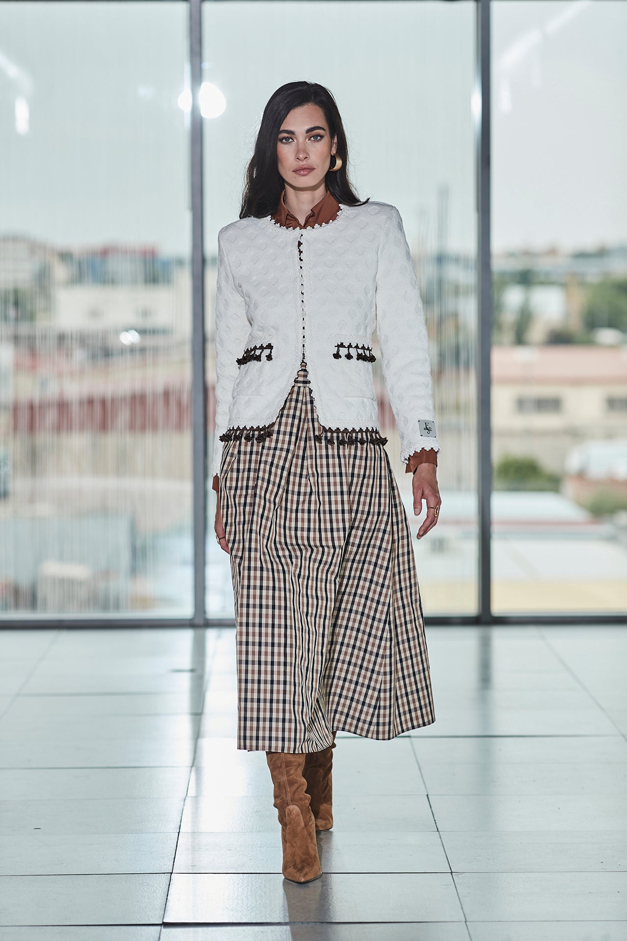 CHAQUETA CORTA MARFIL MUSETTA - THE EXTREME COLLECTION