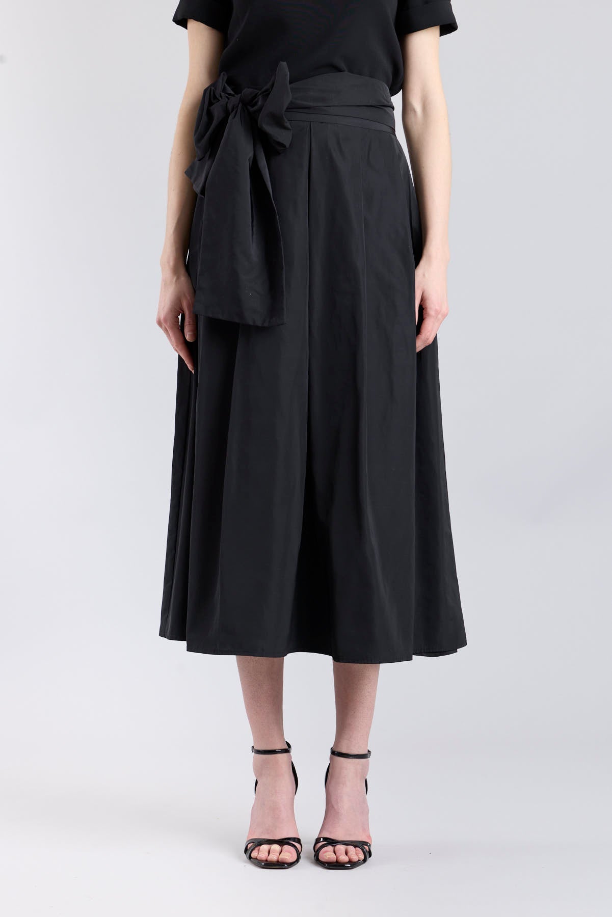 Falda midi estructurada negra - Edición Limitada - THE EXTREME COLLECTION