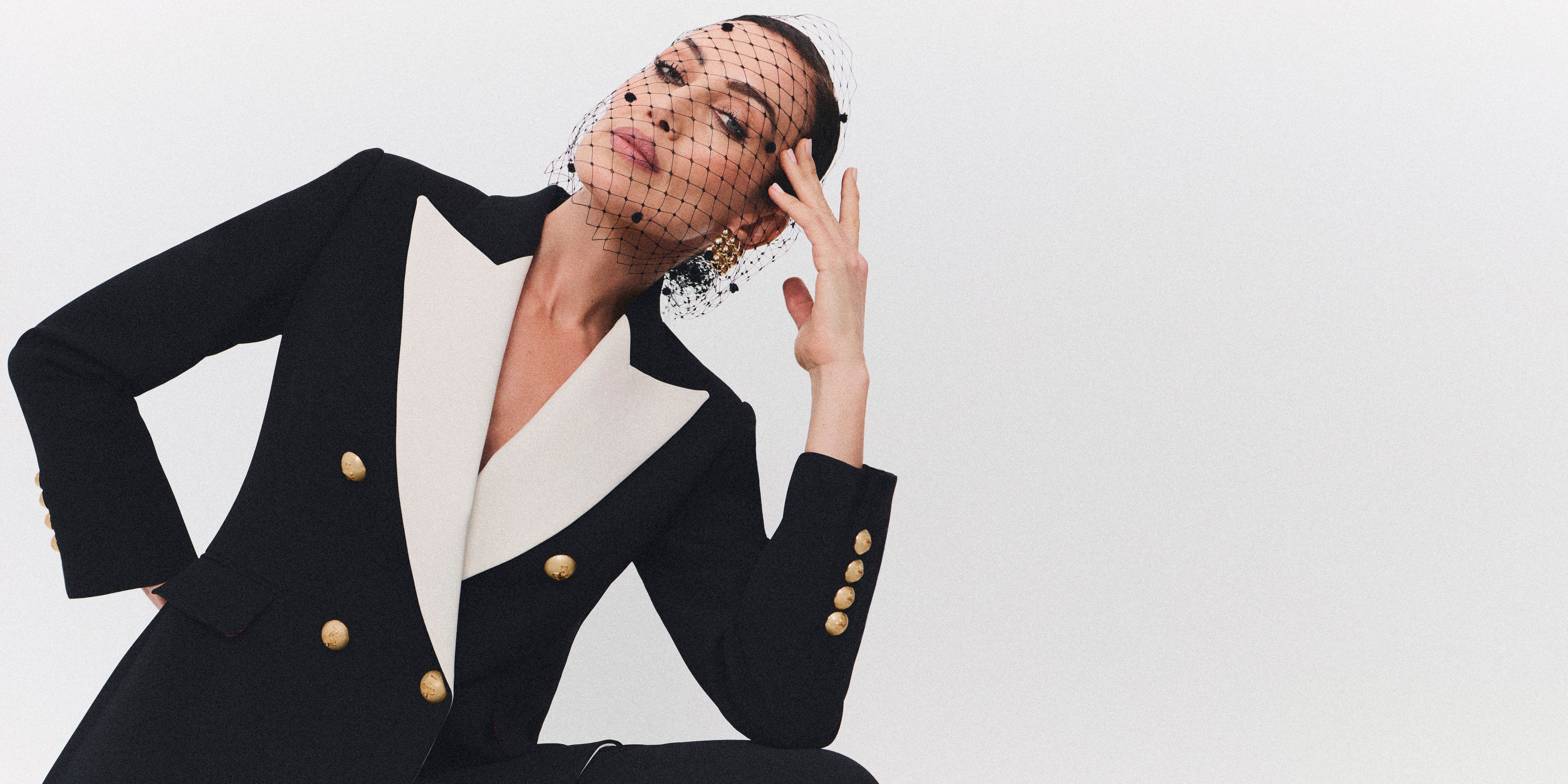 Visita nuestra Flagship Store en Calle Claudio Coello 53-55 de Madrid: sastreria femenina de lujo.