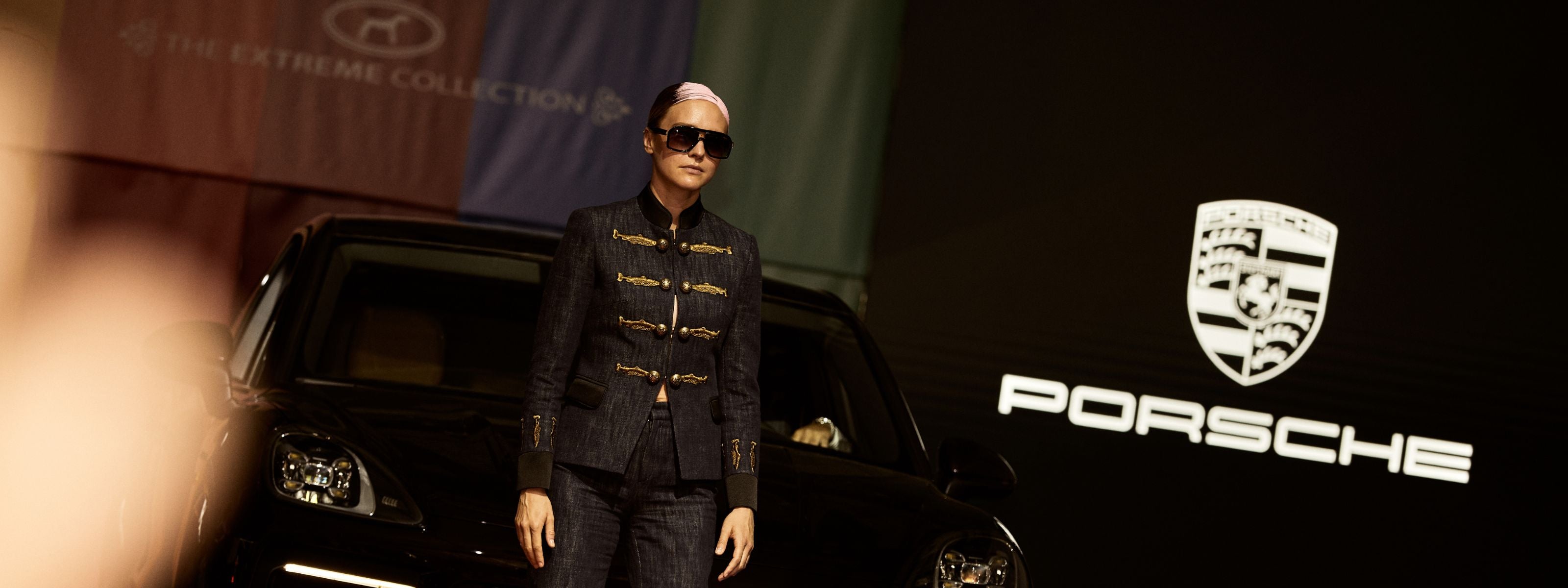 Desfile de The Extreme Collection celebrando el 75 aniversario de Porsche.
